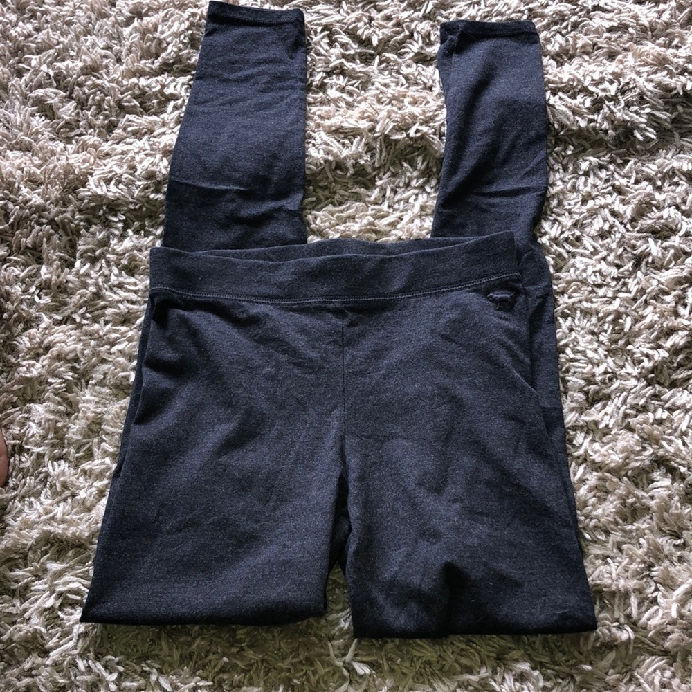 Pink Victoria’s Secret gray leggings size XS comfy cozy leggings pants causal​​